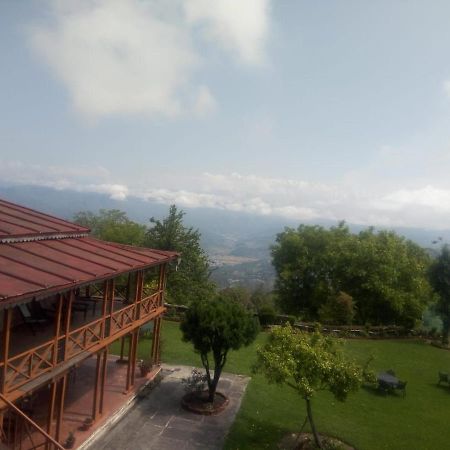 Vamoose Eco Lodge Chevron Kausani Exteriör bild