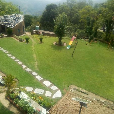 Vamoose Eco Lodge Chevron Kausani Exteriör bild