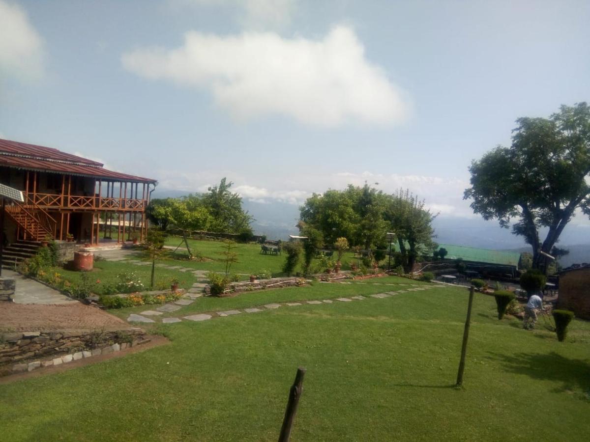 Vamoose Eco Lodge Chevron Kausani Exteriör bild